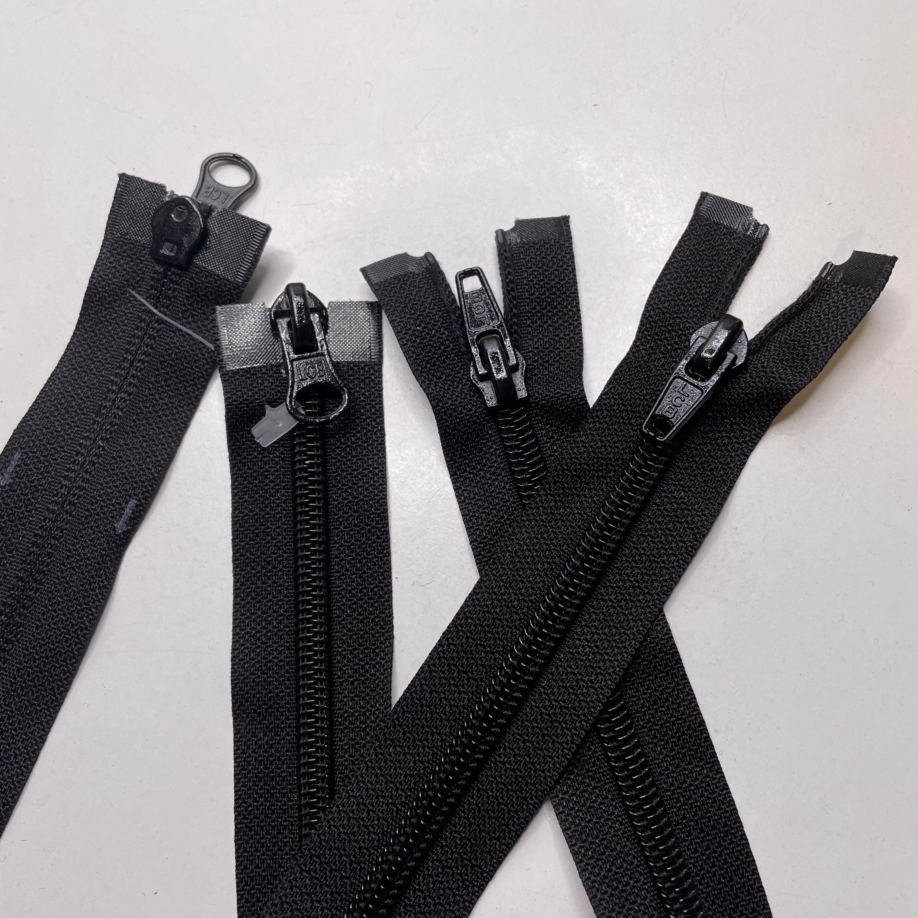 Two Way Separating Zipper - Light Weight #3 Nylon Coil 76cm (30) - Bl –  Riverside Fabrics